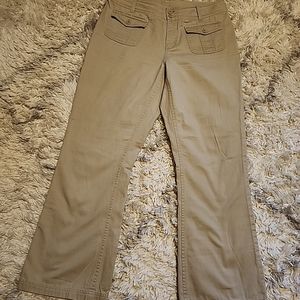 Bill Blass Woman's Size 10P Tan designer Khaki Pants-waist 34", inseam 30"